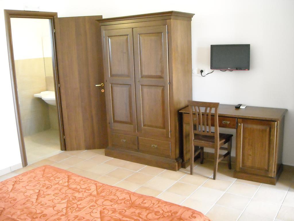 Agriturismo San Matteo Tarquinia Phòng bức ảnh